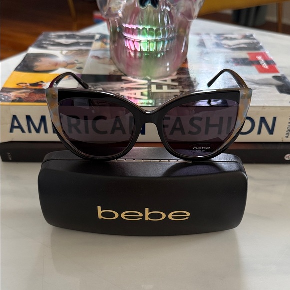 BRAND NEW Bebe Gradient Cat-Eye Sunglasses